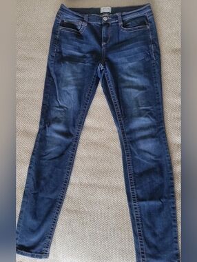 Mudd Skinny Jeans Women’s Size 9 Dark Wash Stretch Denim Low Rise Slim Fit